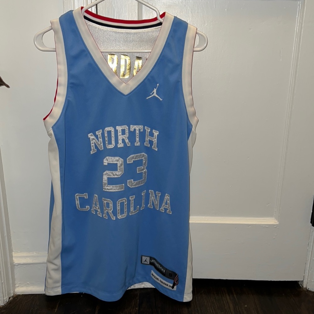 This jersey have never been worn. Limited edition Michael Jordan jersey.